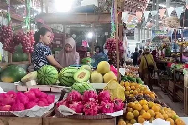Pasar Tradisional Tangerang Dipadati Jelang Lebaran Harga Naik